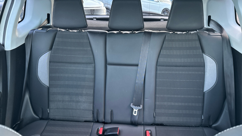 Peugeot 2008 1.2 PureTech Allure Premium 5dr [Start Stop] Petrol Estate